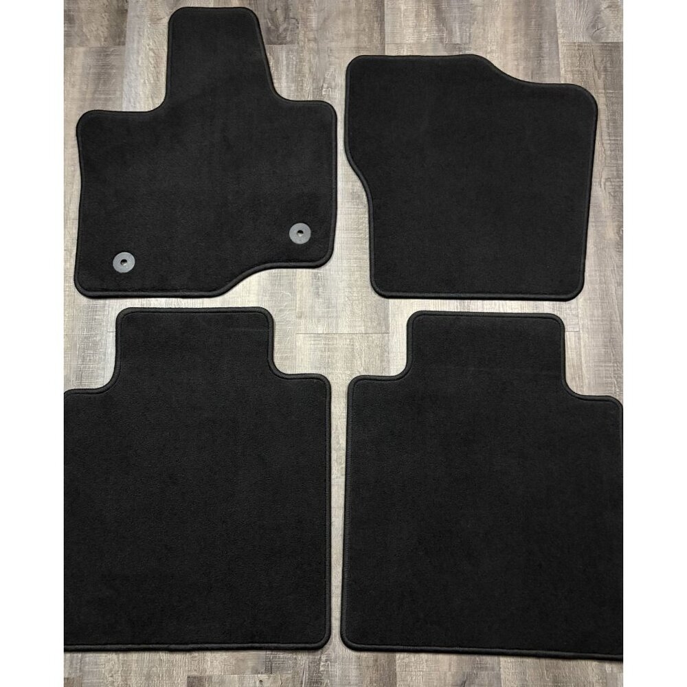 Ford F-150 Carpet Floor Mats Set Of 4 Anti-Slip F150 2021-2025 Crew Super OEM